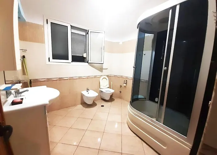 Anna-maria For Rent Views Apartment Xhafzotaj